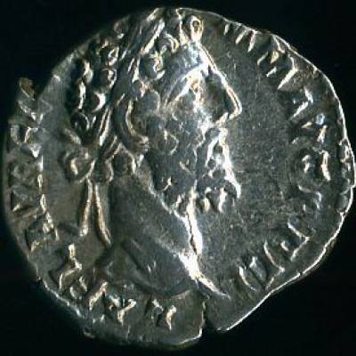 Império Romano, CÓMODO, 177-192 - Denário em prata - BC+ /MBC