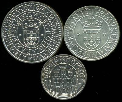 XVII Exposição - Colecção de 3 moedas em prata. Belas a soberbas